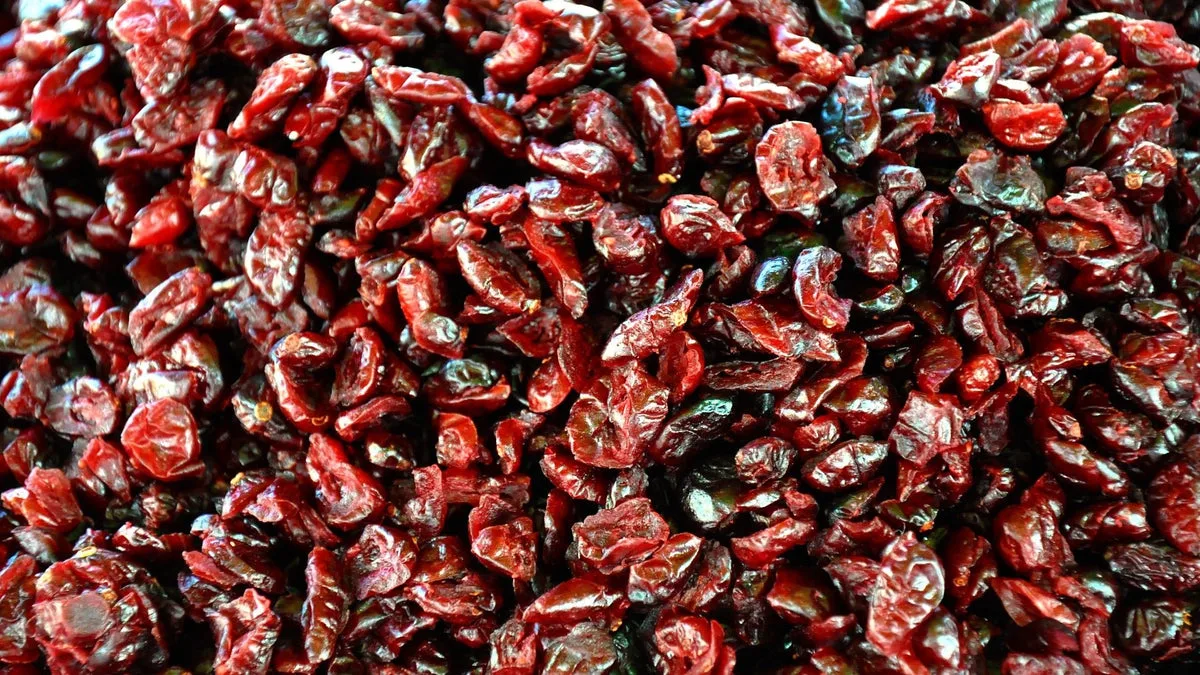 Rosehips Seedless, Cut, Sifted